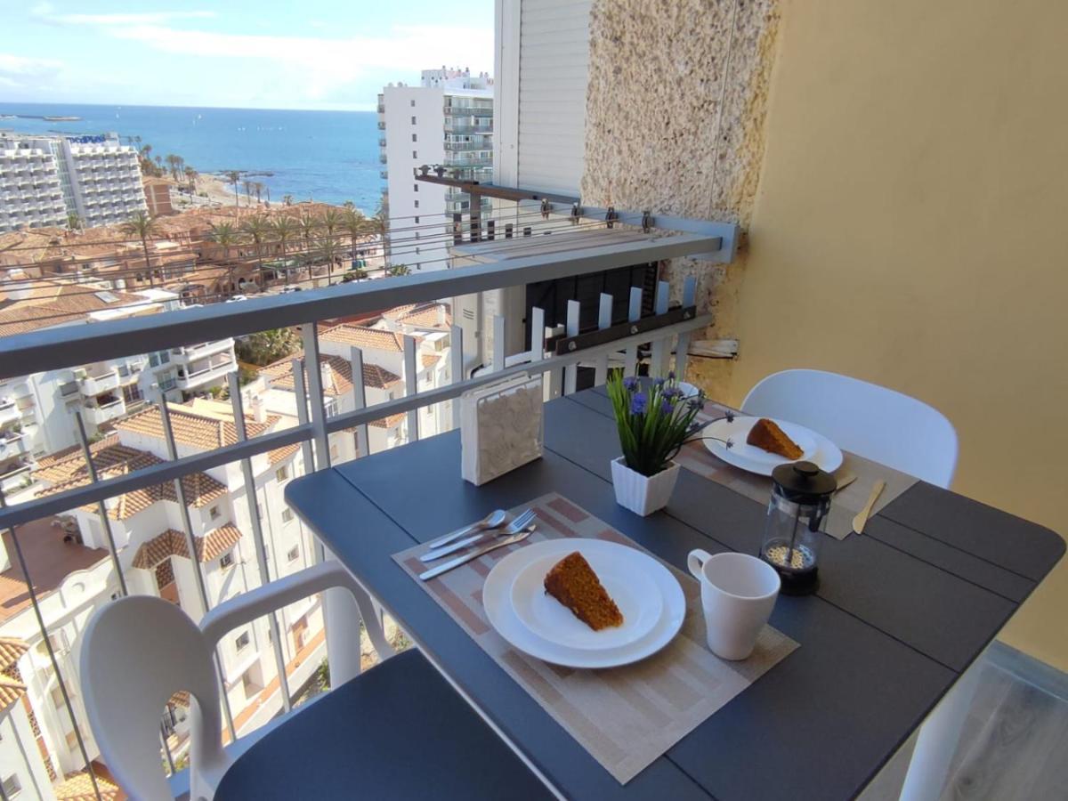 Estudio Recien Reformado En Primera Linea De Playa Daire Benalmádena Dış mekan fotoğraf